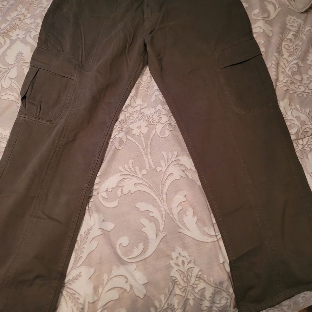 True Religion Men's Cargo Pants - Dark Olive